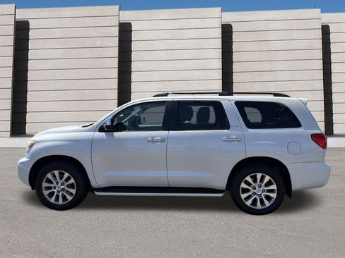 Used 2008 Toyota Sequoia Platinum RWD image 2