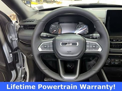 New 2026 Jeep Compass Limited image 20