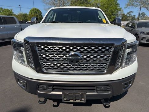 Used 2019 Nissan Titan Platinum Reserve w/ Platinum Utility Package image 8