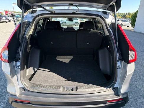 Used 2025 Honda CR-V EX image 11