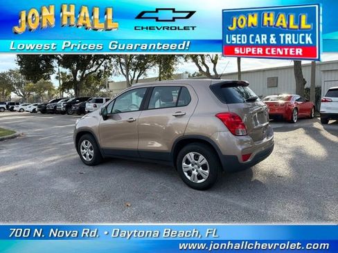 Used 2018 Chevrolet Trax LS image 6