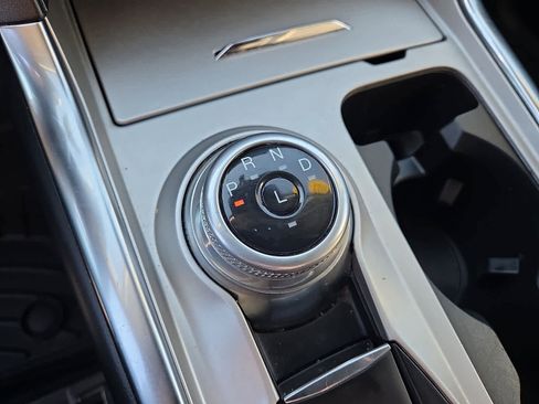 Used 2022 Ford Explorer Limited w/ Equipment Group 301A image 16