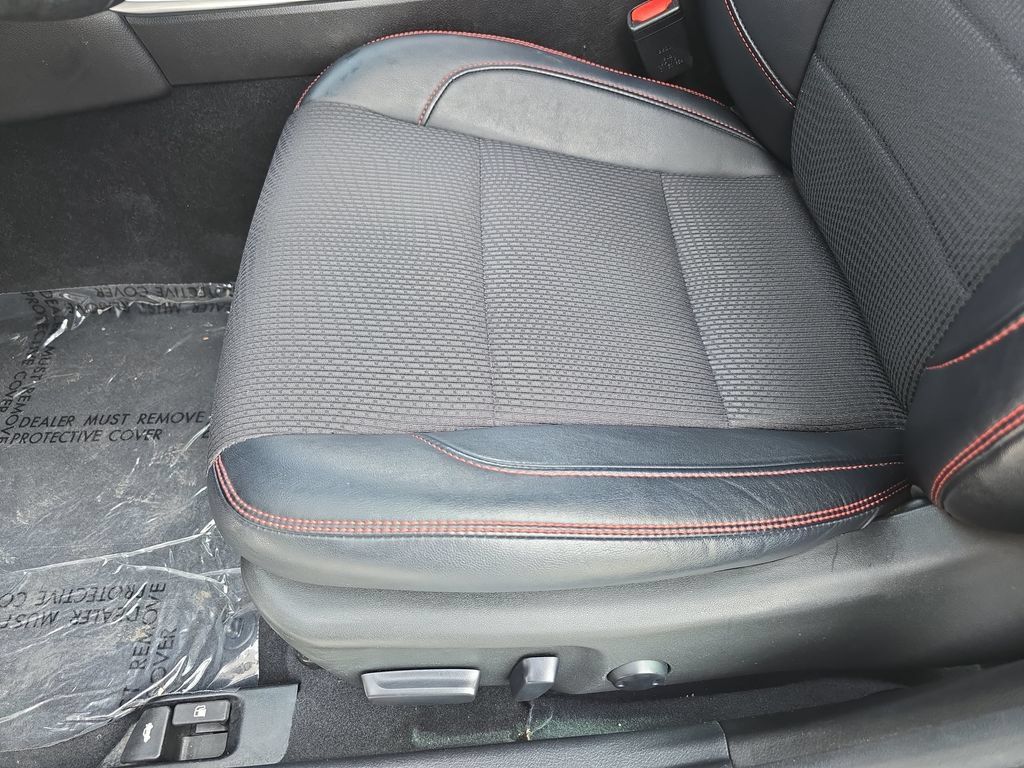 Used 2017 Toyota Camry SE FWD image 30