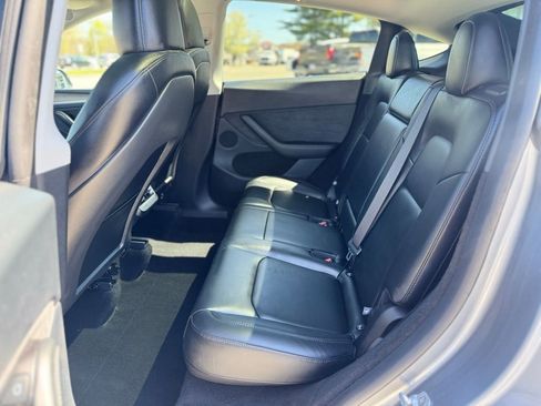 Used 2024 Tesla Model Y Performance AWD/4WD image 23