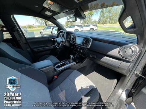 Used 2023 Toyota Tacoma TRD Sport w/ Technology Package RWD image 30