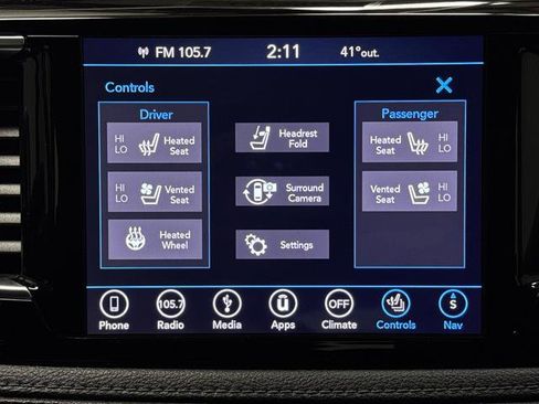 Used 2019 Chrysler Pacifica Limited image 7