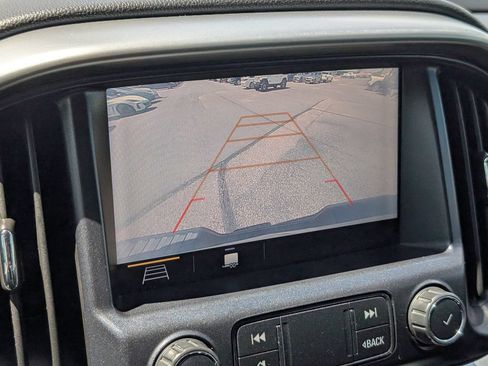 Used 2019 Chevrolet Colorado ZR2 AWD/4WD image 19