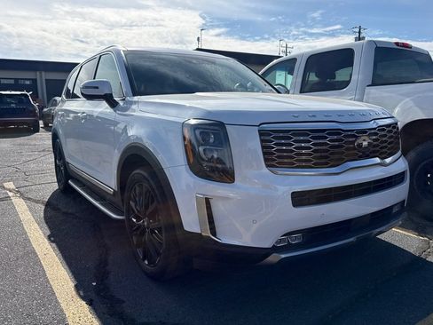 Used 2020 Kia Telluride SX w/ SX Prestige Package AWD/4WD image 2