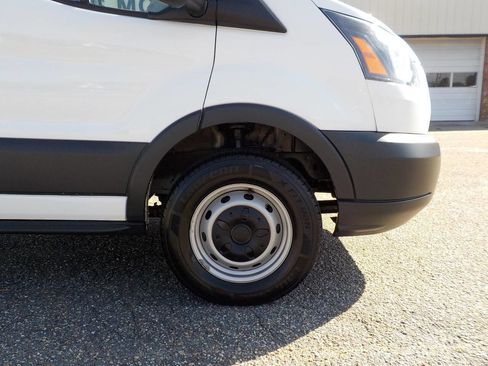 Used 2018 Ford Transit 250 138 image 12