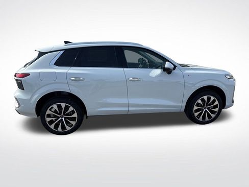 New 2026 Audi Q3 quattro 2.0T AWD/4WD image 7