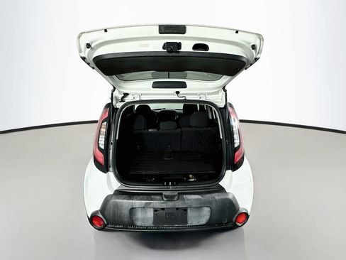 Used 2016 Kia Soul FWD image 27