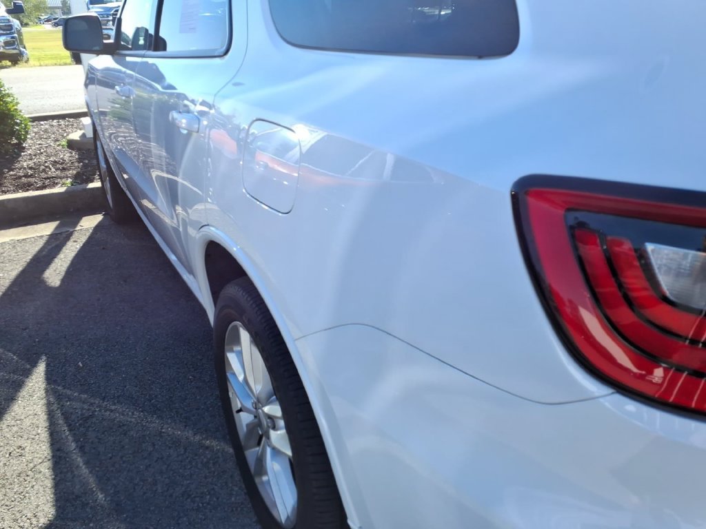 Used 2025 Dodge Durango GT AWD/4WD image 16