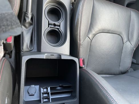 Used 2012 Nissan Xterra PRO-4X w/ Pro-4x Leather Pkg image 22