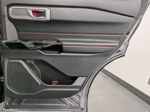 Used 2023 Ford Explorer ST-Line w/ Class IV Trailer Tow Package image 24