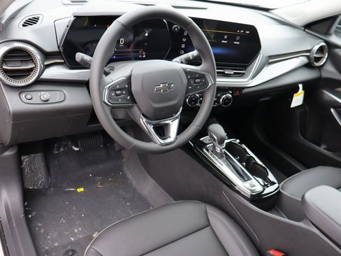 New 2026 Chevrolet Trax ACTIV w/ Driver Confidence Package image 5