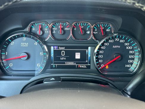 Used 2019 Chevrolet Suburban Premier AWD/4WD image 30