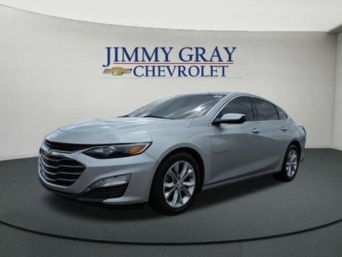 Used 2021 Chevrolet Malibu LT image 1