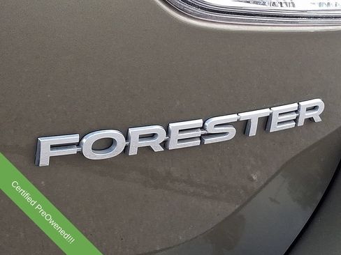 Used 2023 Subaru Forester Premium AWD/4WD image 30
