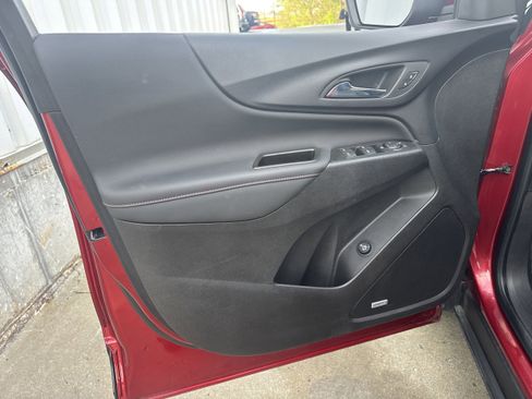 Used 2024 Chevrolet Equinox RS w/ RS Leather Package image 7