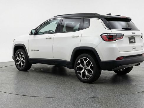 Used 2025 Jeep Compass Limited image 6