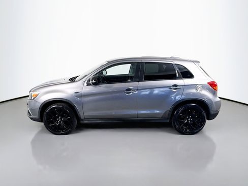 Used 2018 Mitsubishi Outlander Sport ES image 6