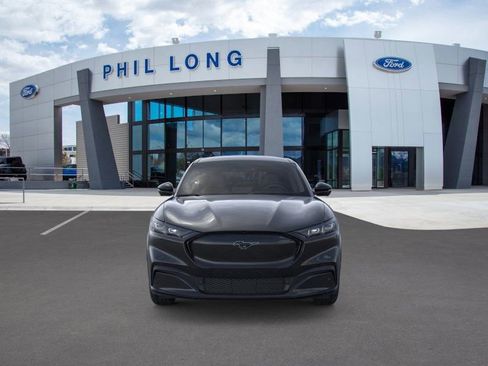 New 2026 Ford Mustang Mach-E Premium image 6