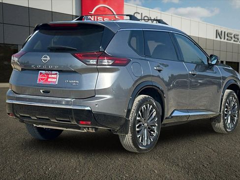 New 2026 Nissan Rogue Platinum image 3
