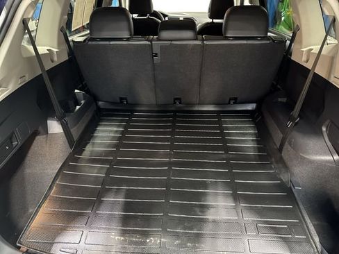 Used 2021 Volkswagen Tiguan SE image 26