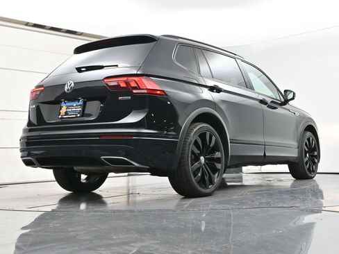 Used 2021 Volkswagen Tiguan SE R-Line AWD/4WD image 30