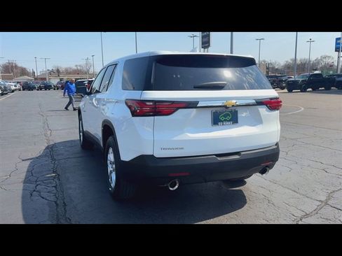 Certified 2023 Chevrolet Traverse LS w/ Safety Package image 7