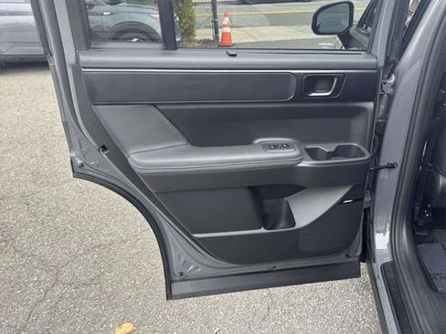 Used 2024 Hyundai Santa Fe Calligraphy image 12