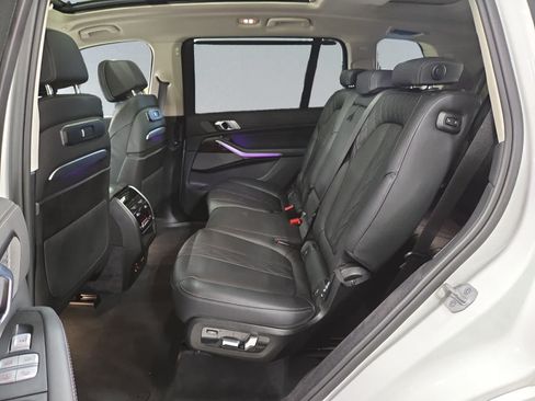 Used 2026 BMW X7 xDrive40i AWD/4WD image 19