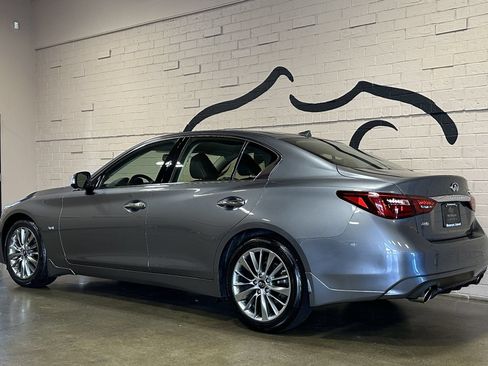 Used 2018 INFINITI Q50 Luxe w/ Essential Package (3.0T Luxe) AWD/4WD image 7