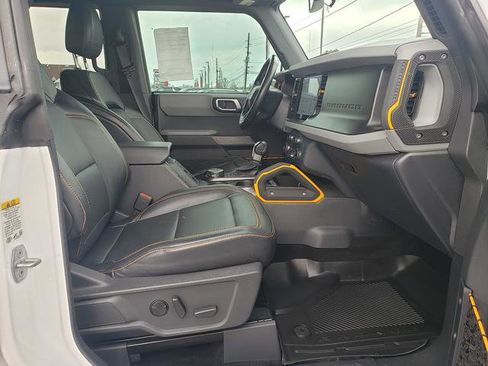 Used 2022 Ford Bronco Badlands image 17