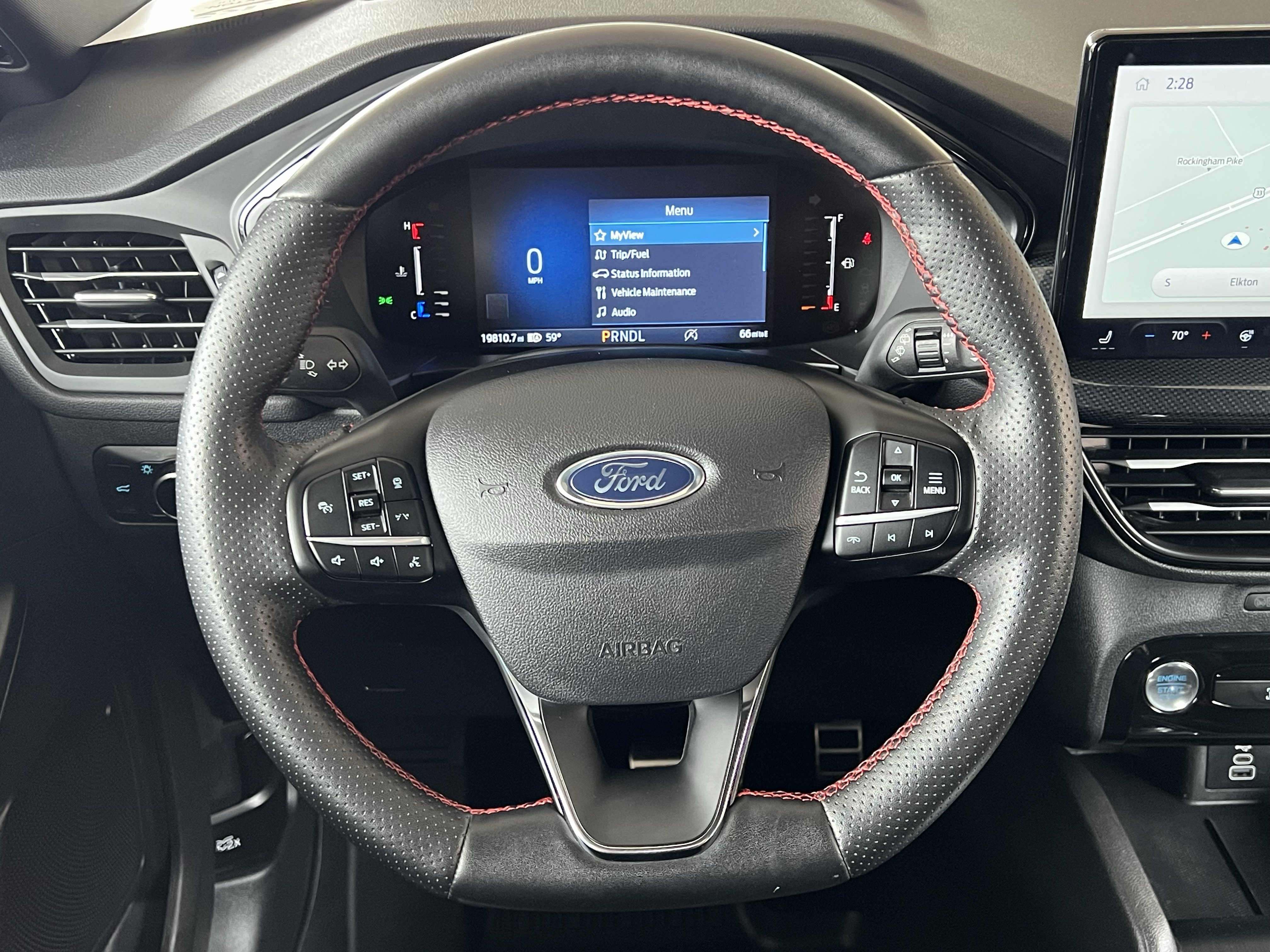Used 2024 Ford Escape ST-Line w/ Tech Pack #1 AWD/4WD image 31