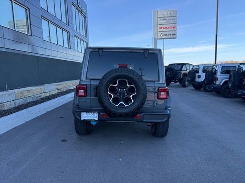 Used 2022 Jeep Wrangler Unlimited Rubicon 4xe w/ Cold Weather Group AWD/4WD image 4