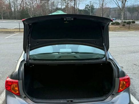 Used 2010 Toyota Corolla LE image 16