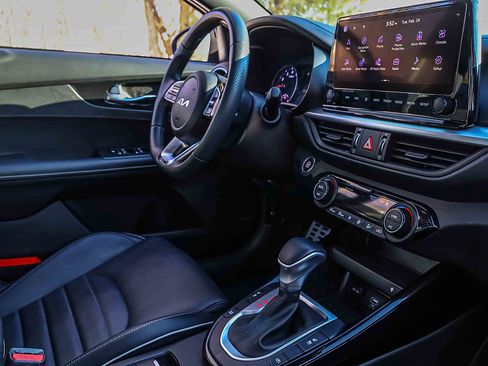 Certified 2023 Kia Forte GT-Line w/ GT-Line Premium Package image 26