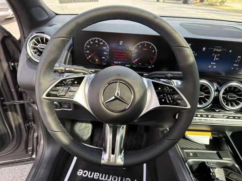New 2026 Mercedes-Benz GLB 250 4MATIC image 23