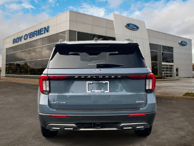 Certified 2026 Ford Explorer Active w/ Active Comfort Package AWD/4WD image 4