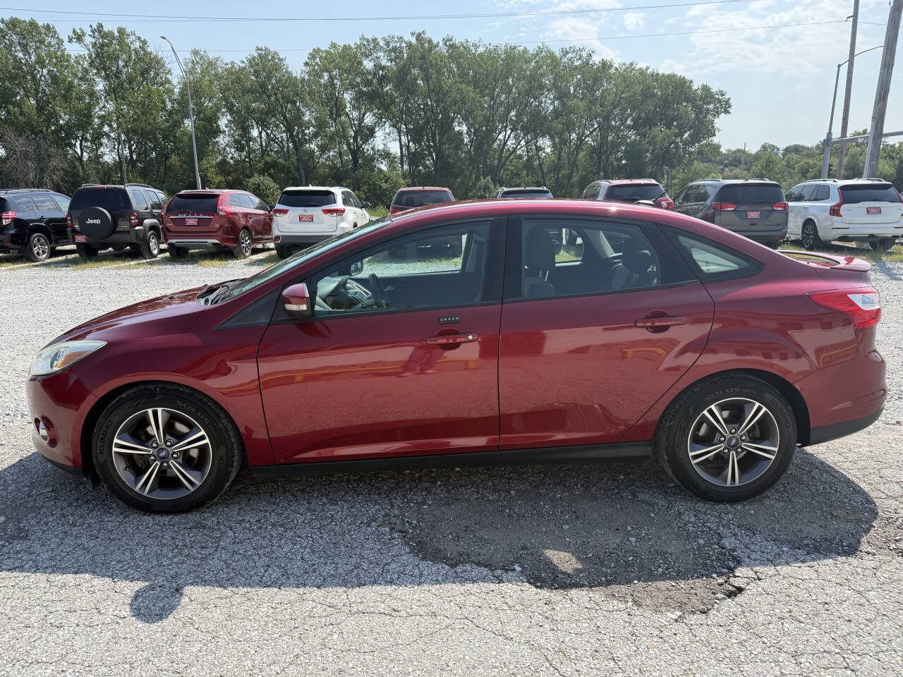 Used 2014 Ford Focus SE w/ SE Sport Package FWD image 6