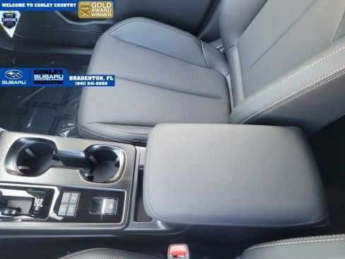 New 2026 Subaru Outback Limited AWD/4WD image 19