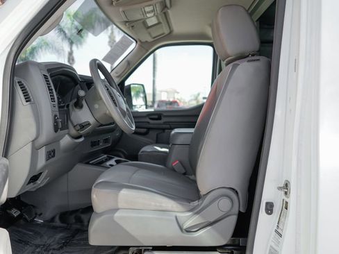 Used 2020 Nissan NV 2500 SV w/ Navigation Package image 19