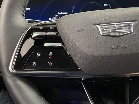 Used 2024 Cadillac Lyriq Luxury w/ LPO, Floor Liner Package AWD/4WD image 21