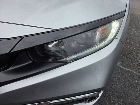 Used 2020 Honda Civic LX image 2