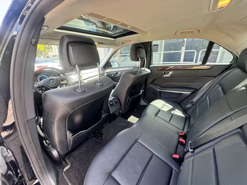 Used 2014 Mercedes-Benz E 350 Sedan image 19