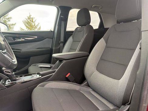 Used 2024 Chevrolet TrailBlazer LT w/ LT Cold Weather Package image 13