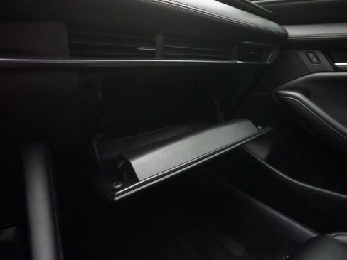 Used 2024 MAZDA MAZDA3 s image 30