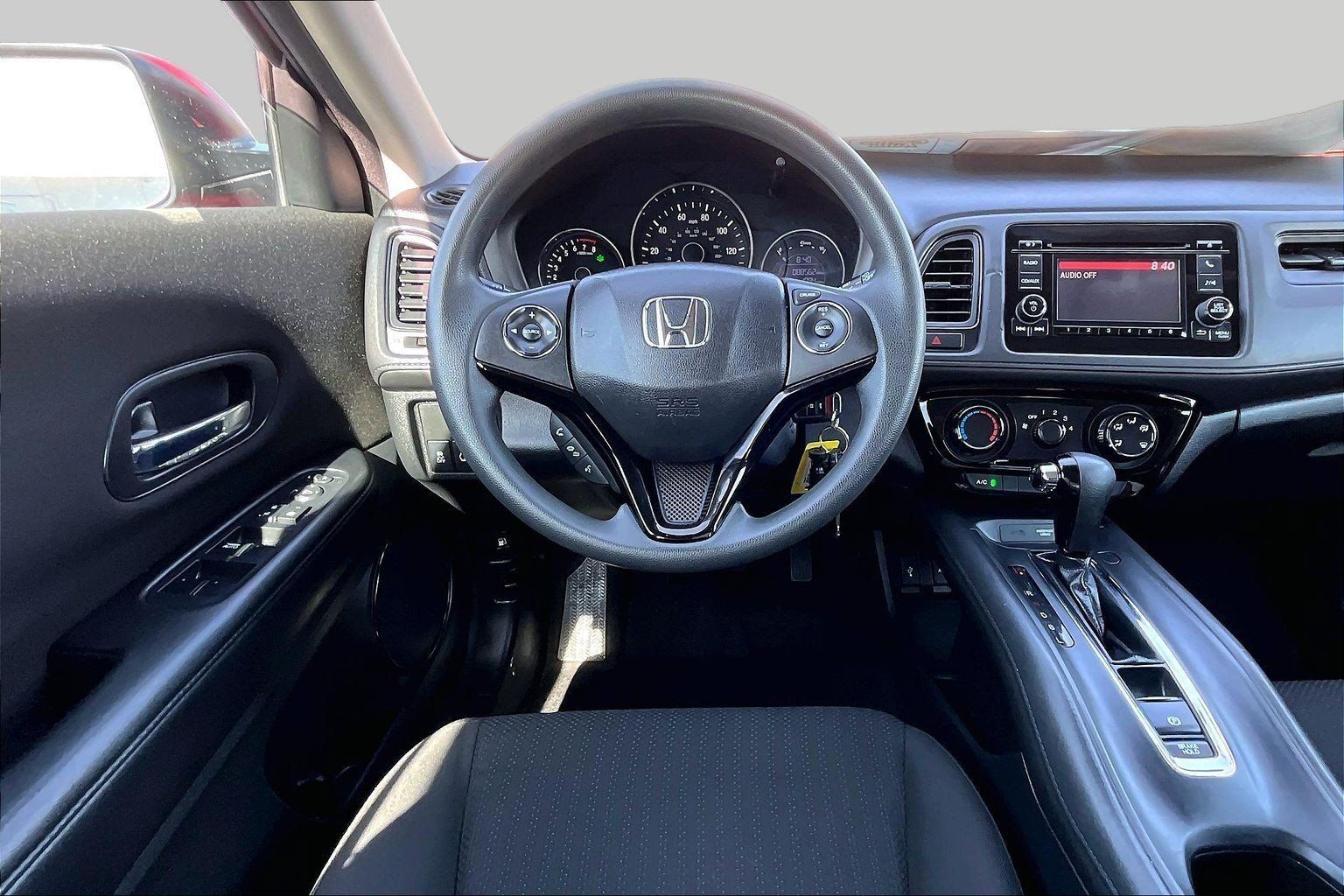 Used 2016 Honda HR-V LX image 5