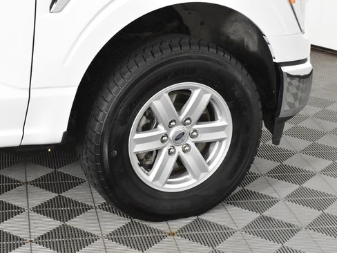 Used 2022 Ford F150 XLT image 54